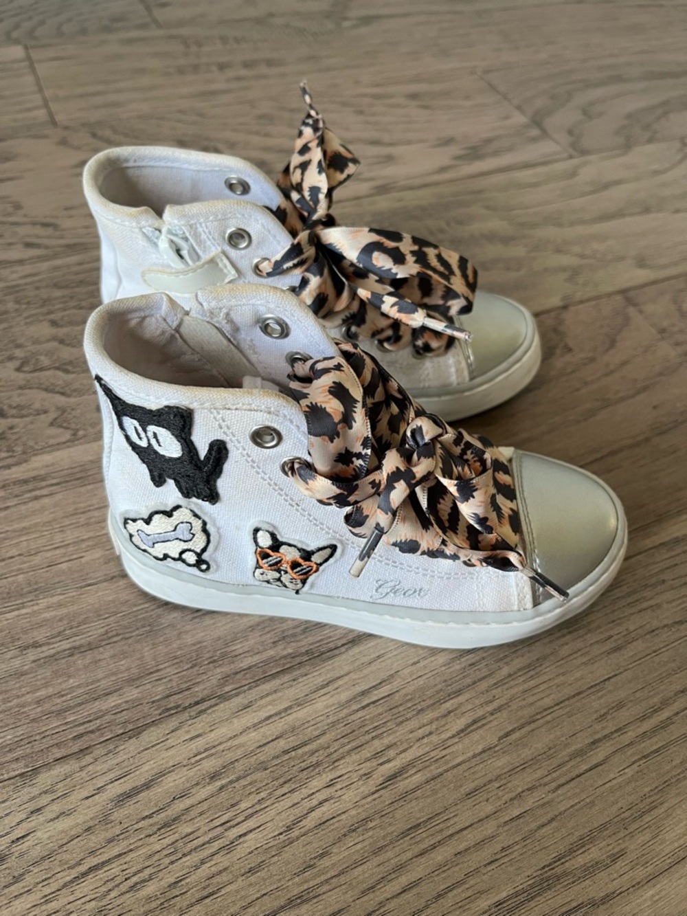 Geox White High-Top Sneakers with Leopard Ribbon Laces Toddler Size 10